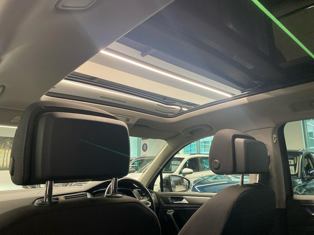 Volkswagen Tiguan Allspace Elegance White #31