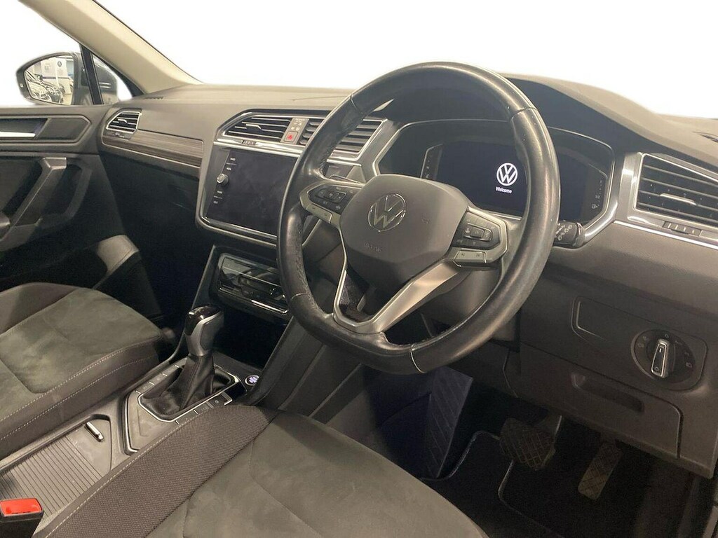 Volkswagen Tiguan Allspace Elegance White #15