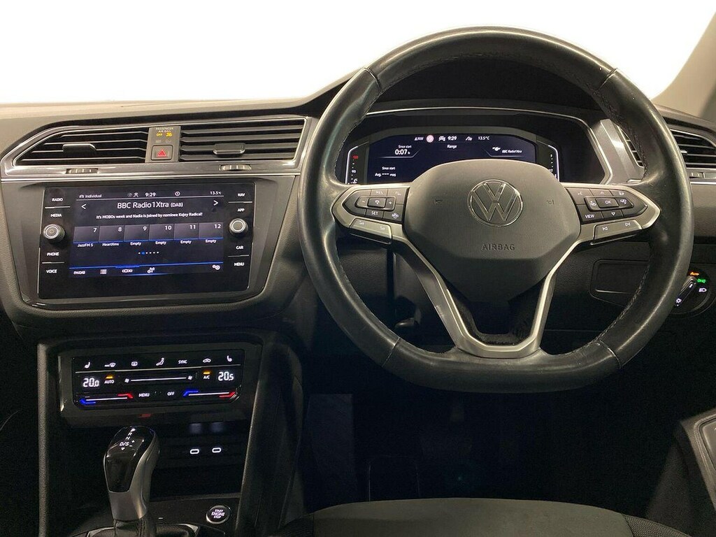 Volkswagen Tiguan Allspace Elegance White #9