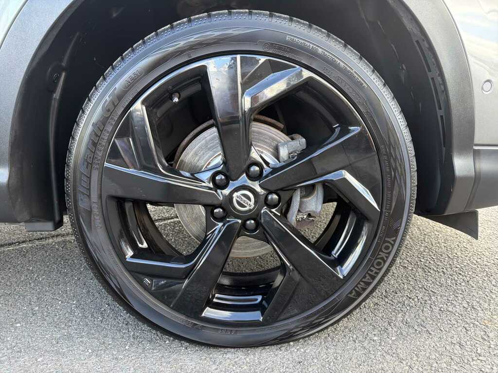 Nissan Qashqai 1.3 Dig-t Tekna YL69EKN Grey #6