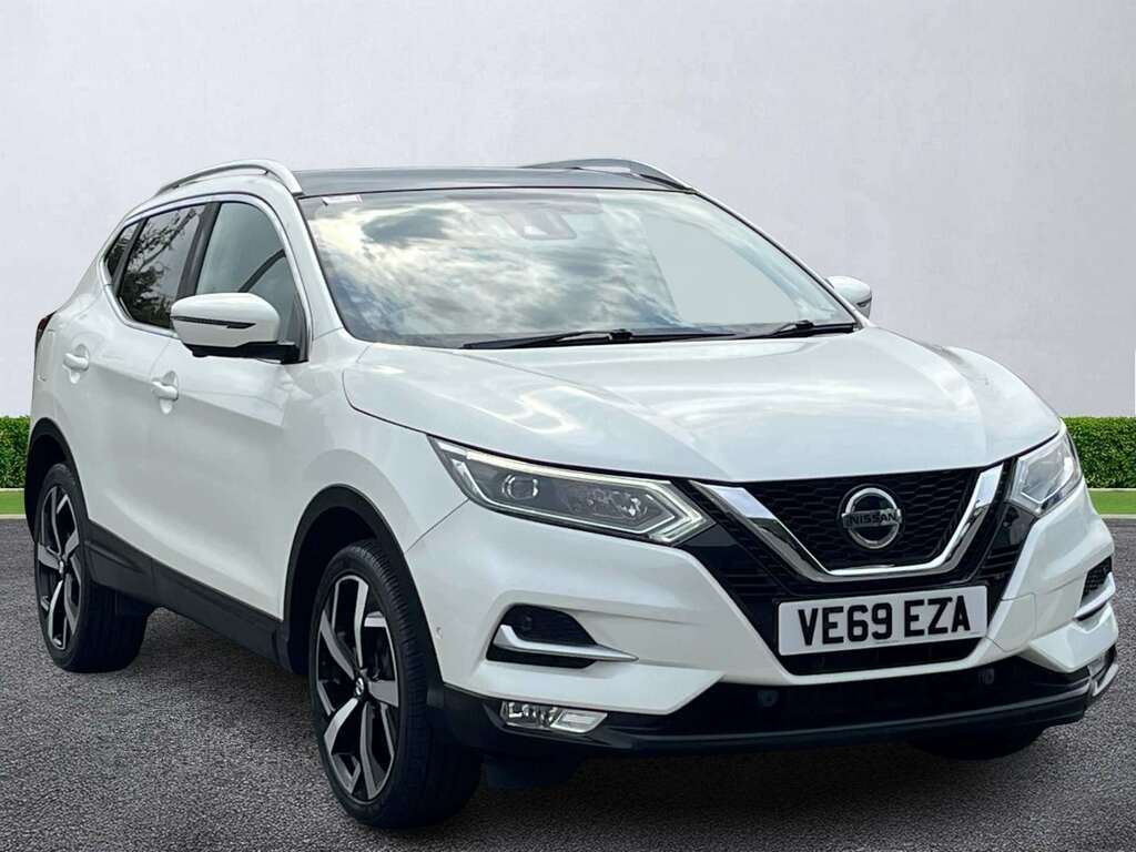 Nissan Qashqai 1.3 Dig-t Tekna White
