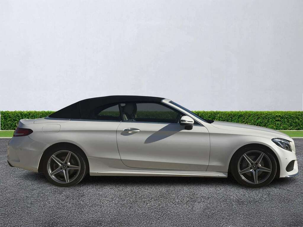 Mercedes-Benz C Class C220d Amg Line Premium Plus KR19RYN White #2