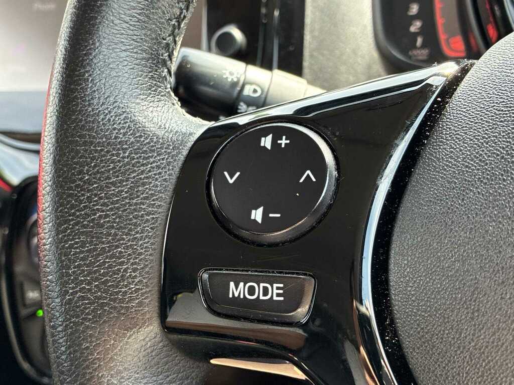 Toyota Aygo 1.0 Vvt-i X-pression X-shift White #23
