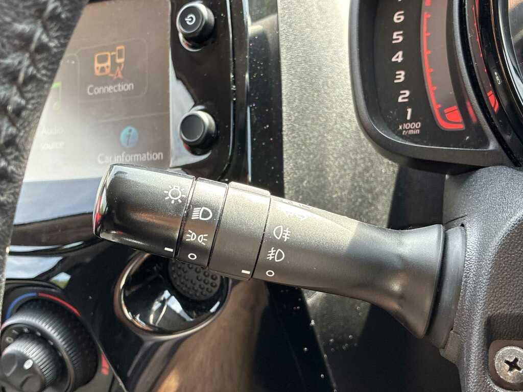 Toyota Aygo 1.0 Vvt-i X-pression X-shift White #25