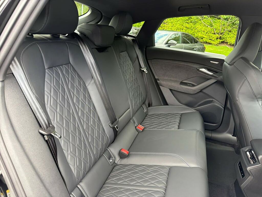 Audi SQ6 E-Tron 360Kw Sq6 Quattro 100Kwh Edition 1 2026 #16