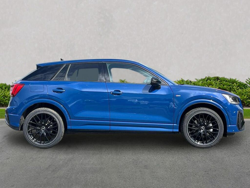 Audi Q2 1.5 Tfsi Cod 35 Black Edition Suv S Tro Blue #3