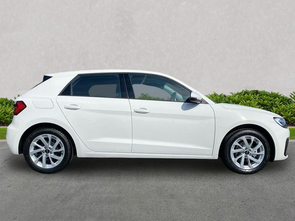 Audi A1 1.0 Tfsi 25 Sport Sportback Euro White #3