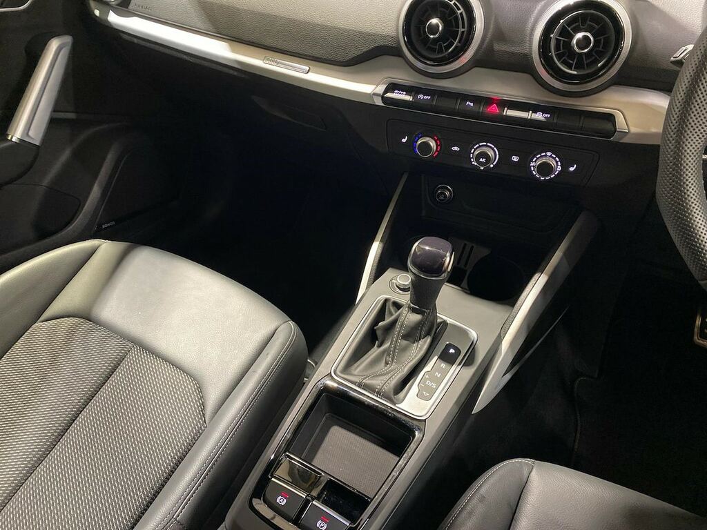 Audi Q2 Audi Q2 Estate 35 Tfsi S Line S Tronic Tech White #13