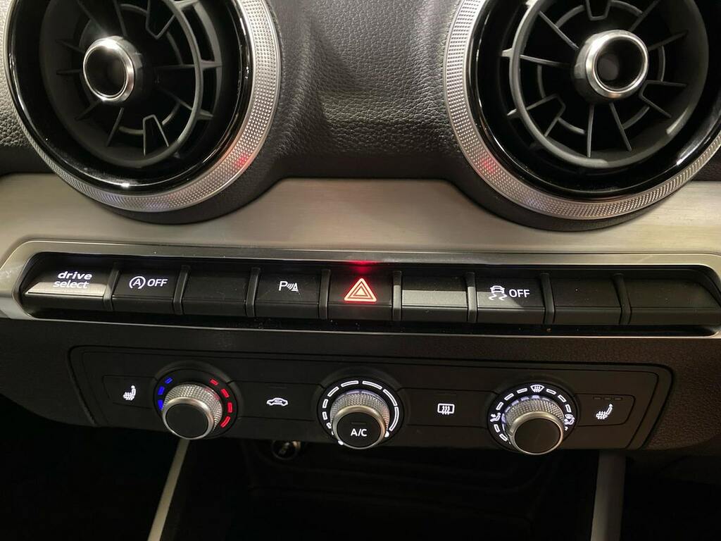 Audi Q2 Audi Q2 Estate 35 Tfsi S Line S Tronic Tech White #22
