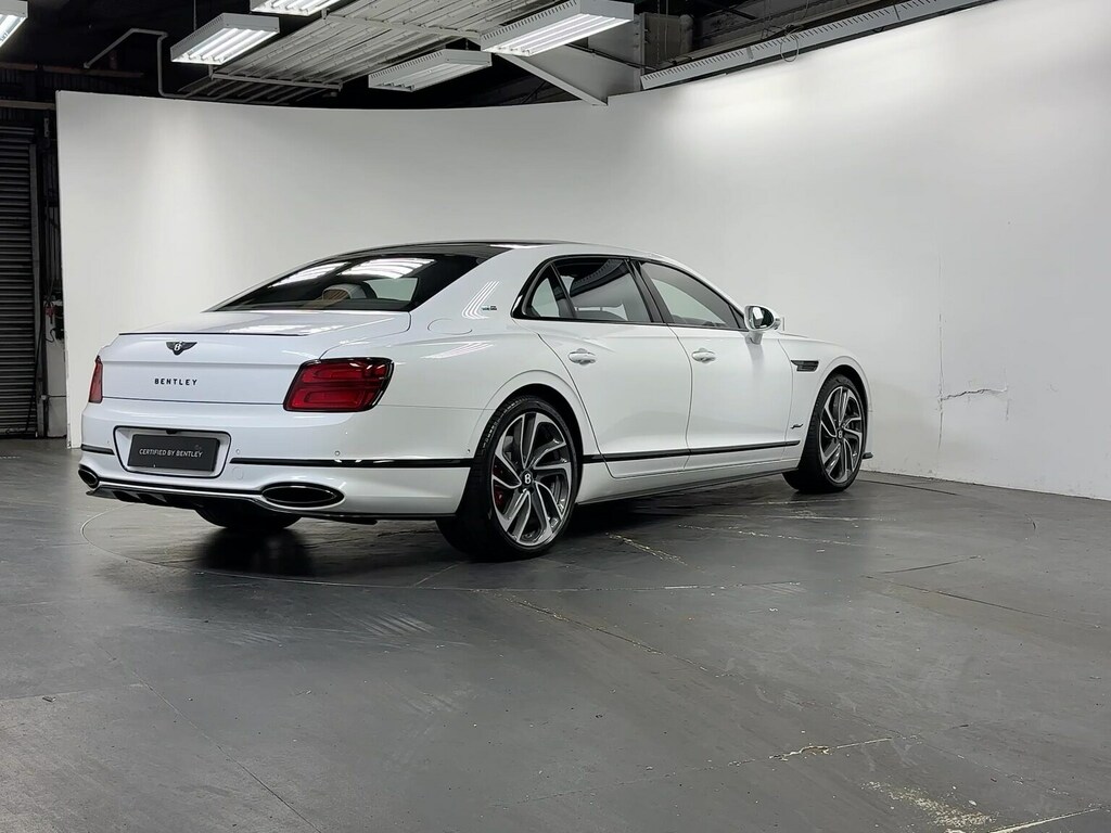 Bentley Flying Spur 4.0 V8 Ultra-performance 25.9Kwh Speed Saloon White #5