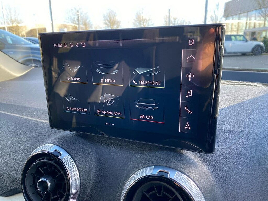 Audi Q2 35 Tfsi Sport S Tronic Grey #11