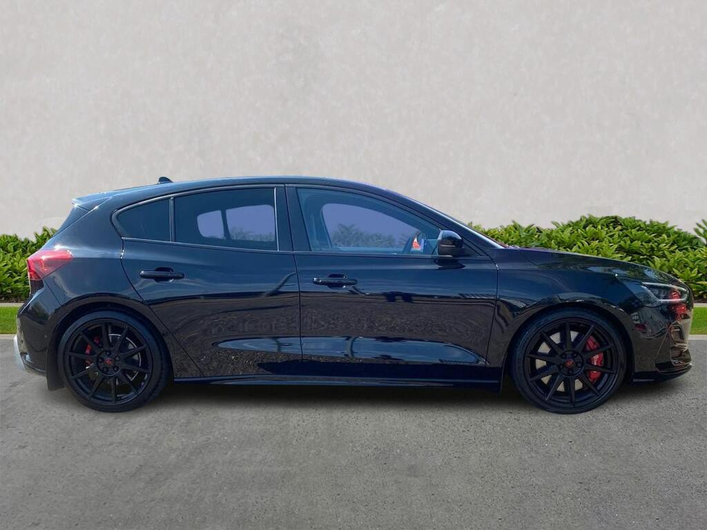 Ford Focus 2.3T Ecoboost St Hatchback Euro Black #3