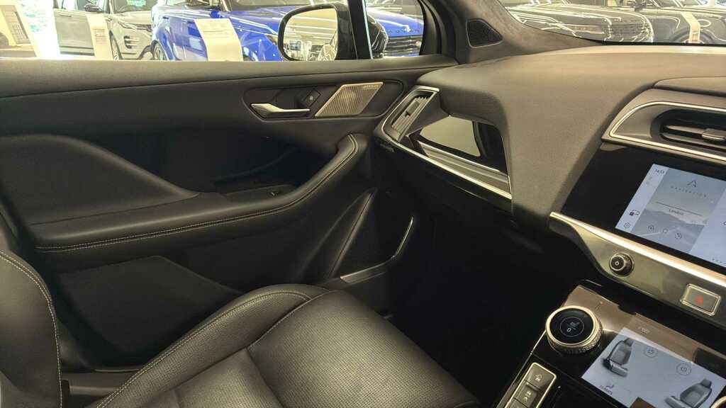 Jaguar I-Pace 294Kw Ev400 Hse 90Kwh 11Kw Charger Black #25