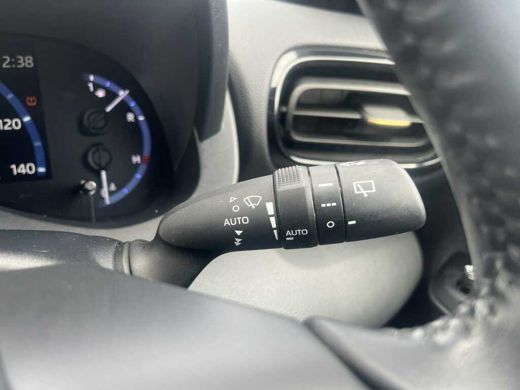 Toyota Yaris Cross Dynamic Blue #25