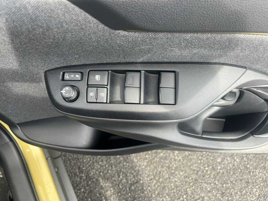 Toyota Yaris Cross Dynamic Blue #20