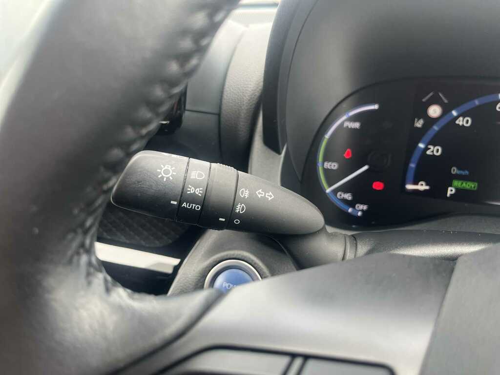 Toyota Yaris Cross Dynamic Blue #26
