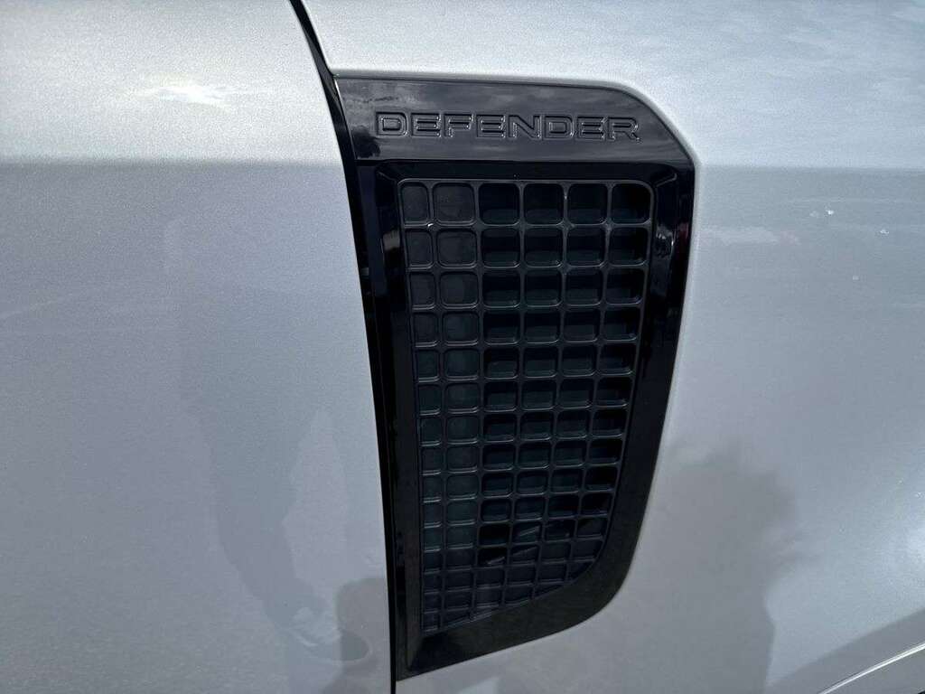Land Rover Defender 110 3.0 D250 Hse 110 Green #35
