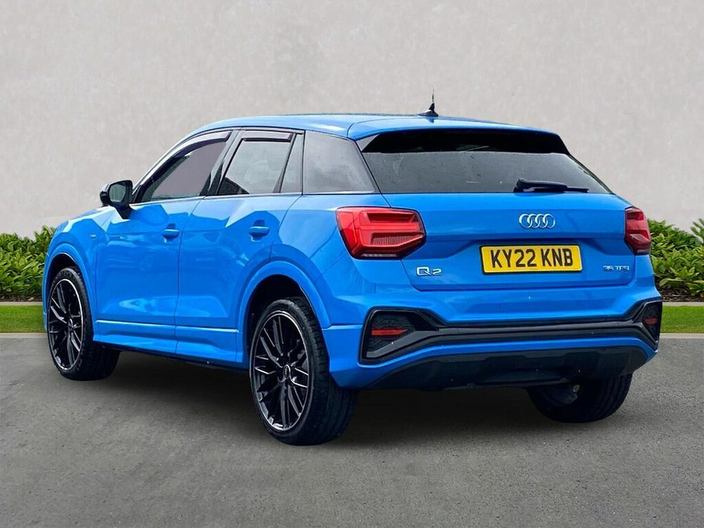 Audi Q2 35 Tfsi Black Edition S Tronic Blue #2