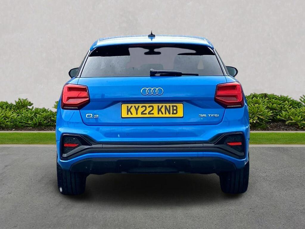 Audi Q2 35 Tfsi Black Edition S Tronic Blue #4