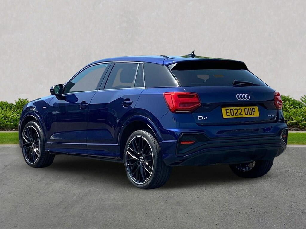Audi Q2 1.5 Tfsi Cod 35 Black Edition Suv S Tro Blue #2