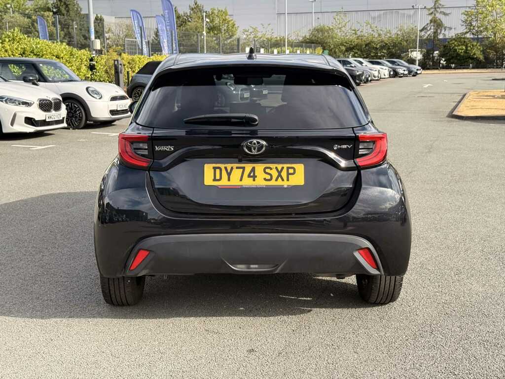 Toyota Yaris 1.5 Hybrid Design Cvt DY74SXP Black #3