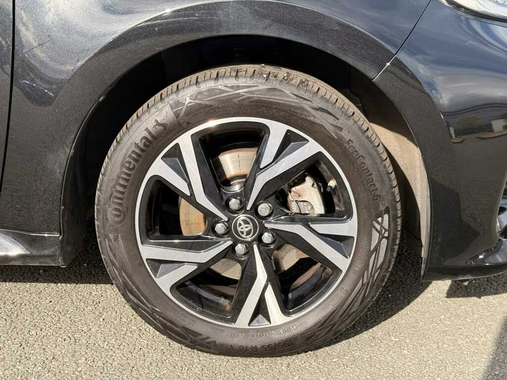 Toyota Yaris 1.5 Hybrid Design Cvt DY74SXP Black #5