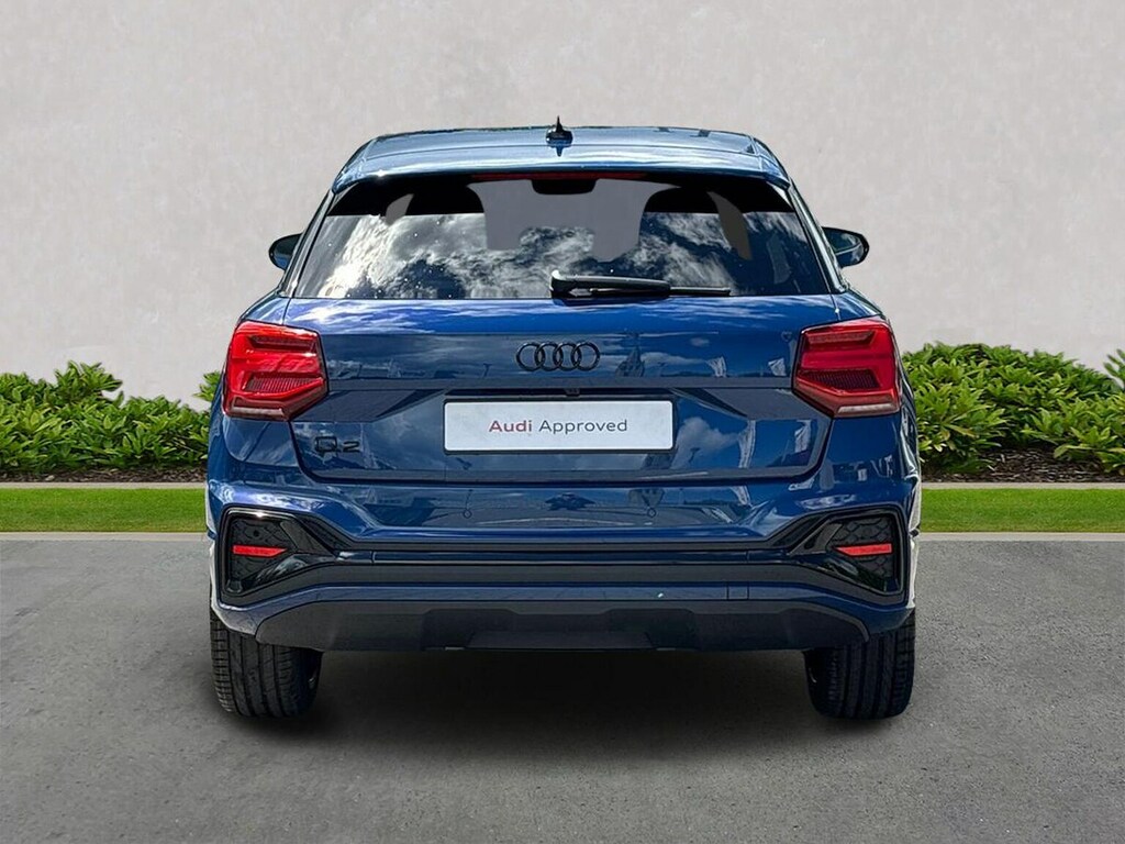 Audi Q2 35 Tfsi Black Edition S Tronic Tech Blue #4