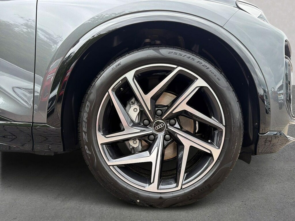 Audi Q6 E-Tron 225Kw Performance 100Kwh Black Edition Grey #6
