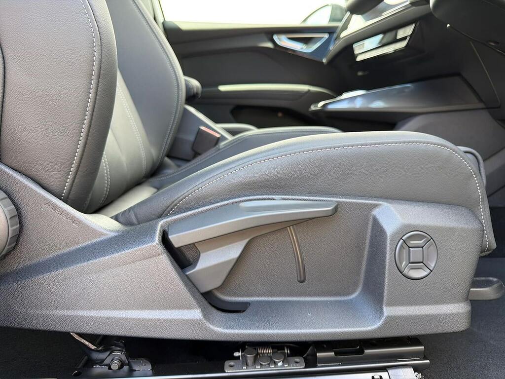 Audi Q4 E Tron Audi Q4 E-tron Estate 210Kw 45 82Kwh S Line Au Silver #30