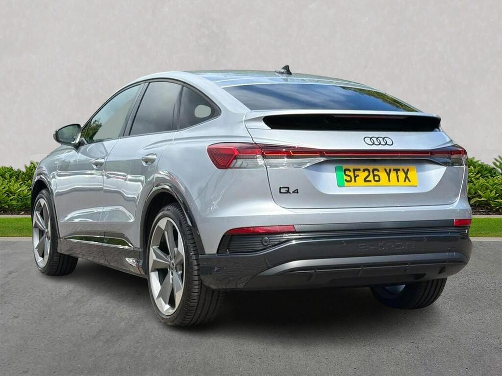Audi Q4 E Tron 210Kw 45 82Kwh Black Edition Silver #2