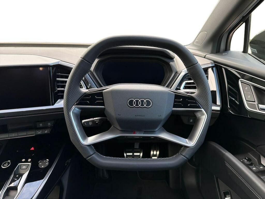 Audi Q4 E Tron Audi Q4 E-tron Estate 210Kw 45 82Kwh S Line Au Silver #9