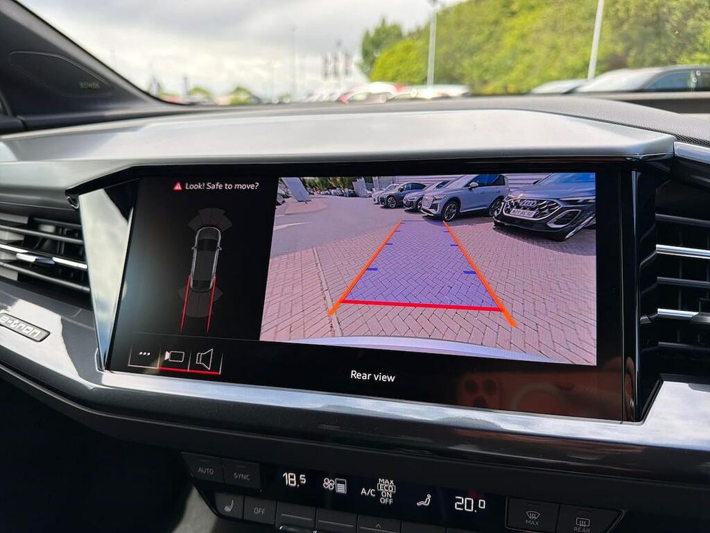Audi Q4 E Tron Audi Q4 E-tron Estate 210Kw 45 82Kwh S Line Au Silver #23