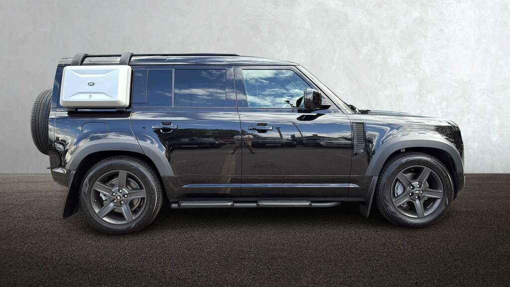 Land Rover Defender 110 3.0 D350 X-dynamic Se 110 Black #5