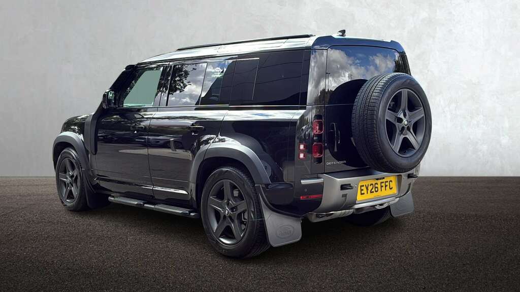 Land Rover Defender 110 3.0 D350 X-dynamic Se 110 Black #2