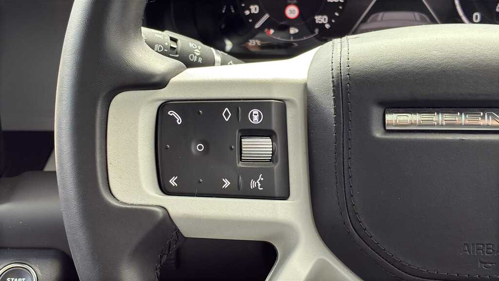 Land Rover Defender 110 P300e X-dynamic Hse Santorini Black Black #27