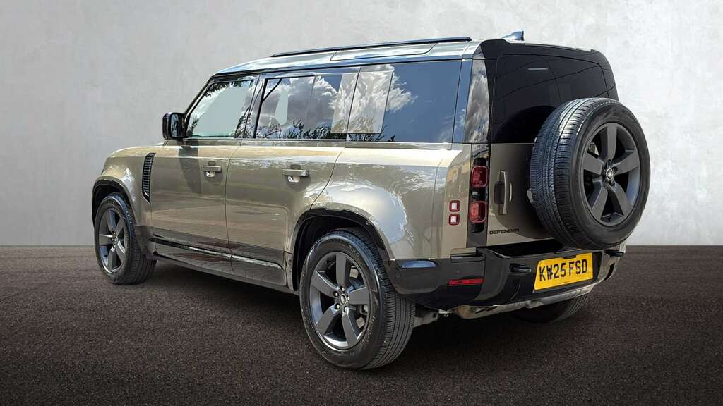 Land Rover Defender 110 3.0 D350 X-dynamic Hse 110 7 Seat Brown #2