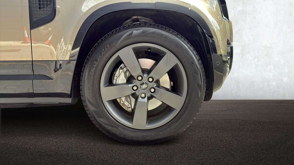 Land Rover Defender 110 P300e X-dynamic Hse Santorini Black Black #8