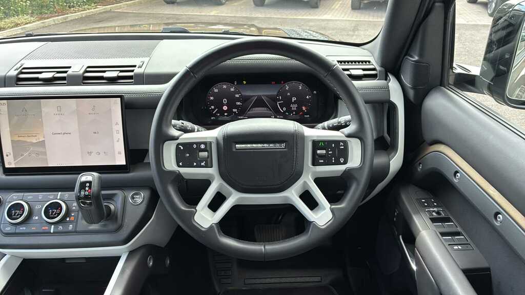 Land Rover Defender 110 P300e X-dynamic Hse Santorini Black Black #15