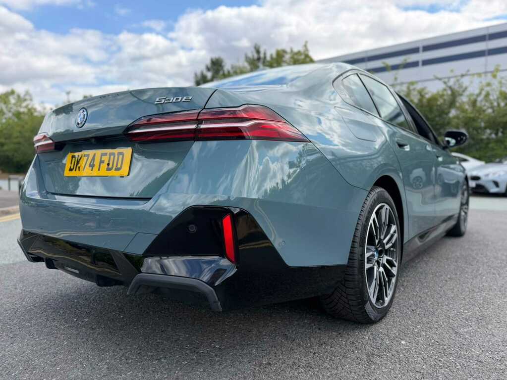 BMW 5 Series 520I M Sport Pro Saloon Green #48
