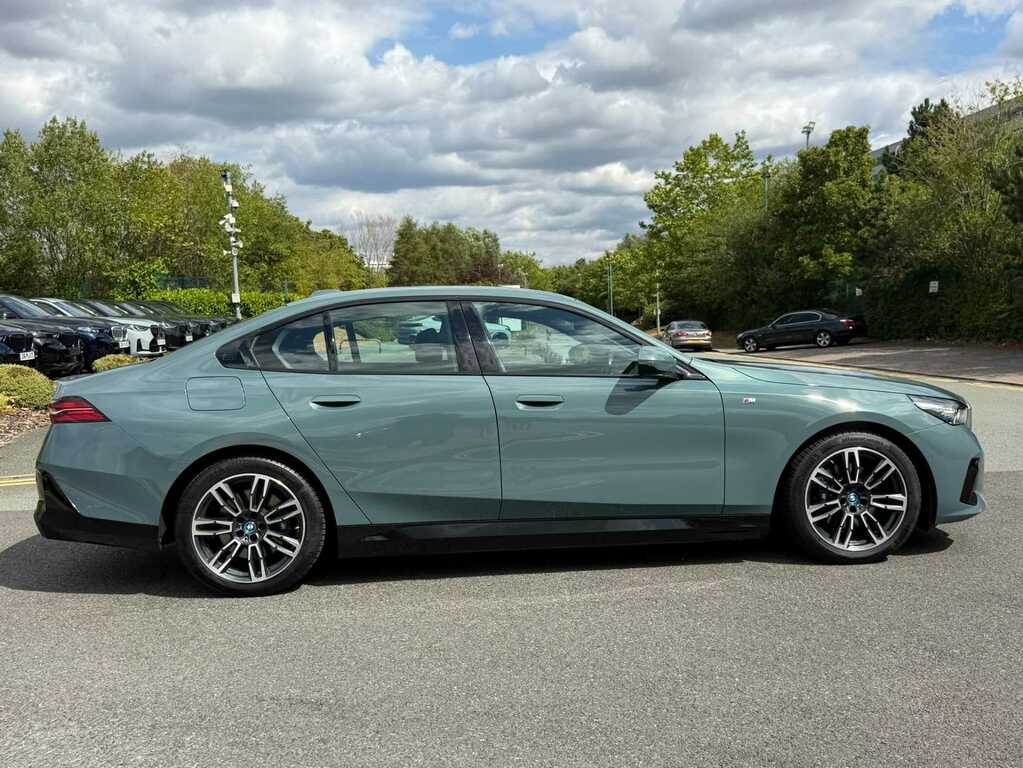 BMW 5 Series 520I M Sport Pro Saloon Green #8