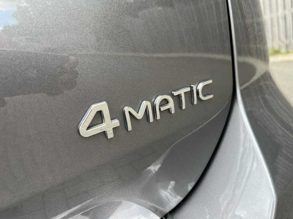 Mercedes-Benz EQB Eqb 300 66.5Kwh Amg Line Premium 4Matic White #34