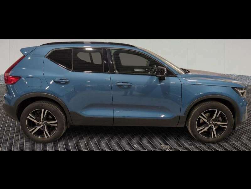 Volvo XC40 2.0 B3p Plus Dark Blue #2