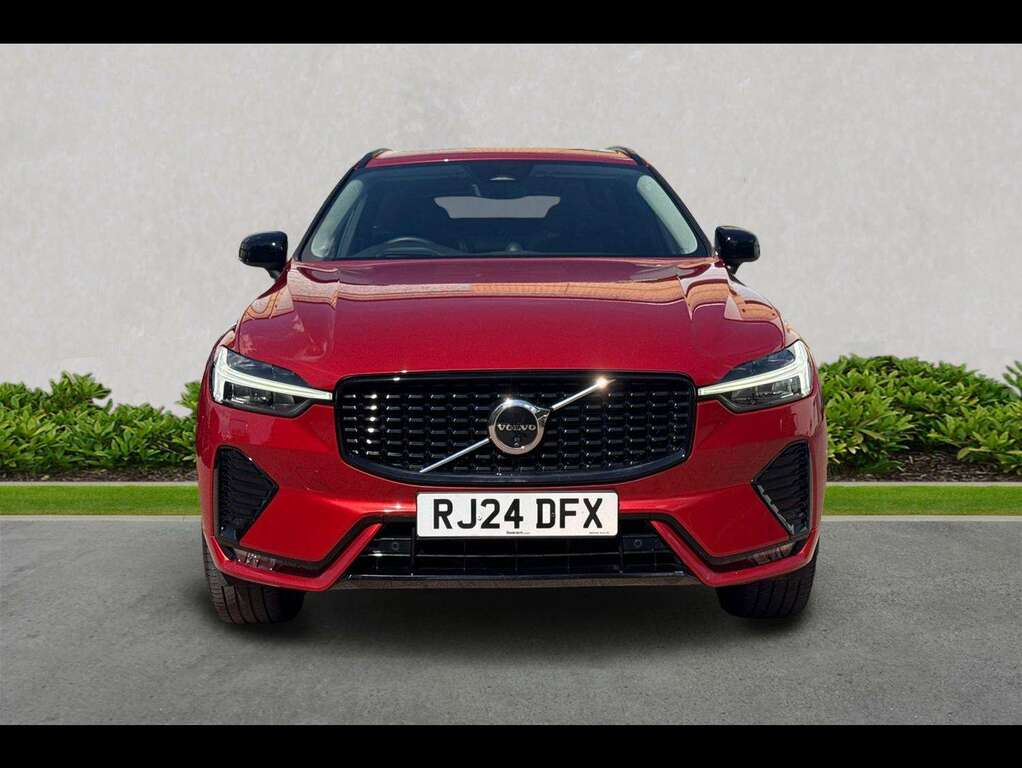 Volvo XC60 2.0 B5p Ultimate Dark Awd Geartronic Red #5