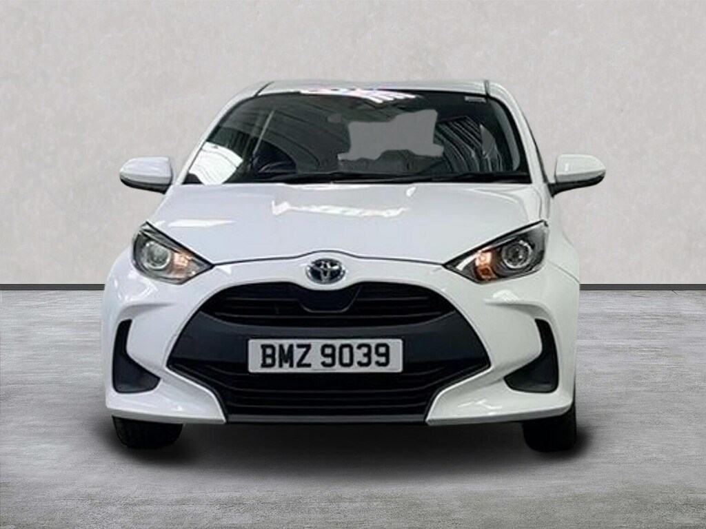Toyota Yaris 1.5 Vvt-h Icon Hatchback Hybrid E-cvt E White #5