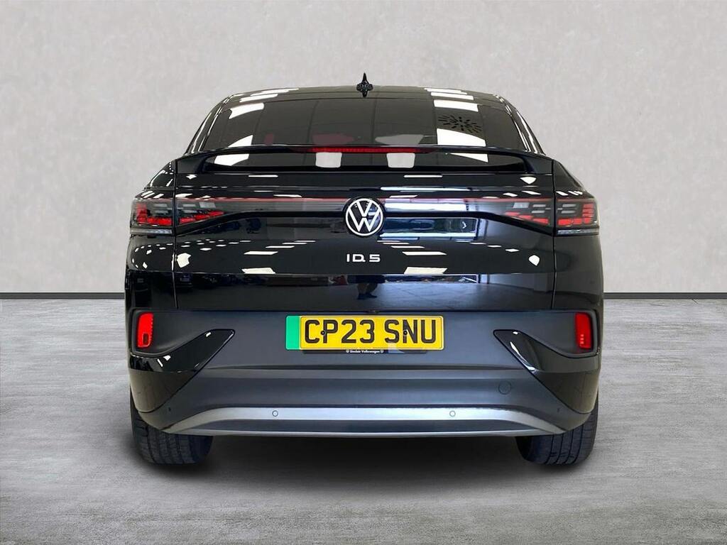 Volkswagen ID.5 Pro 77Kwh Style Suv 174 Ps Black #4