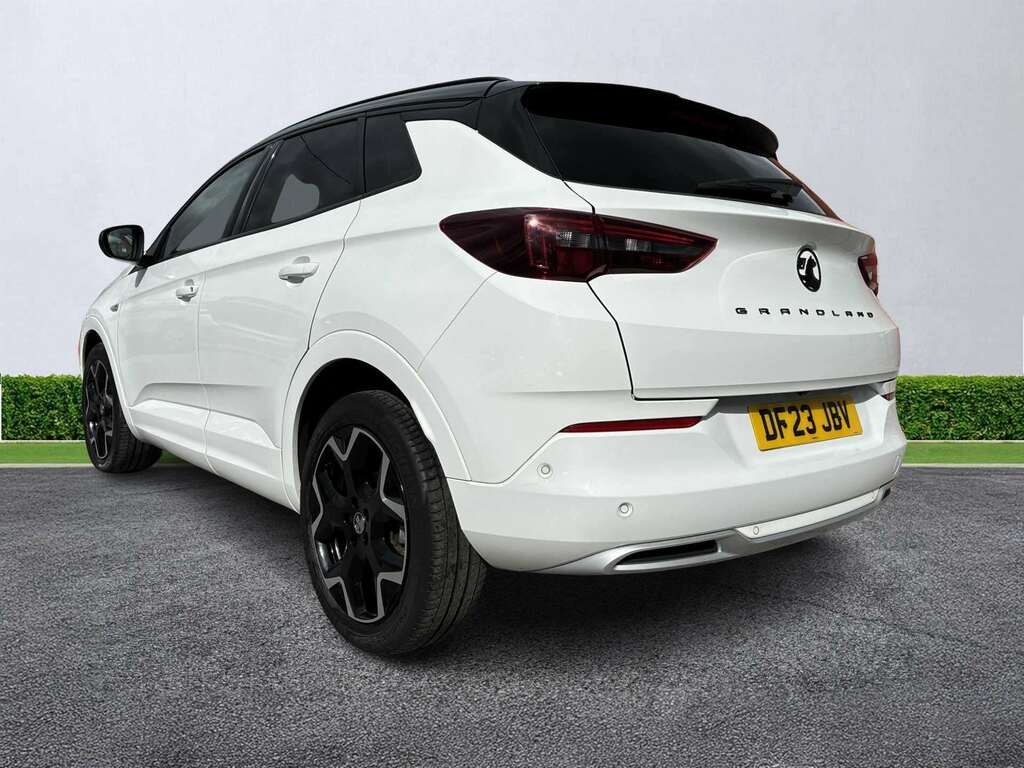 Vauxhall Grandland 1.2 Turbo Ultimate White #2