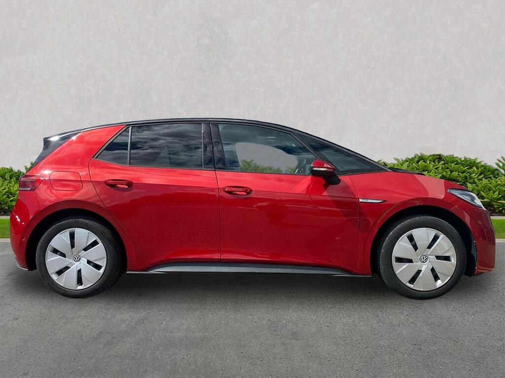 Volkswagen ID.3 Pro Performance 58Kwh Family Hatchback Electri Red #3