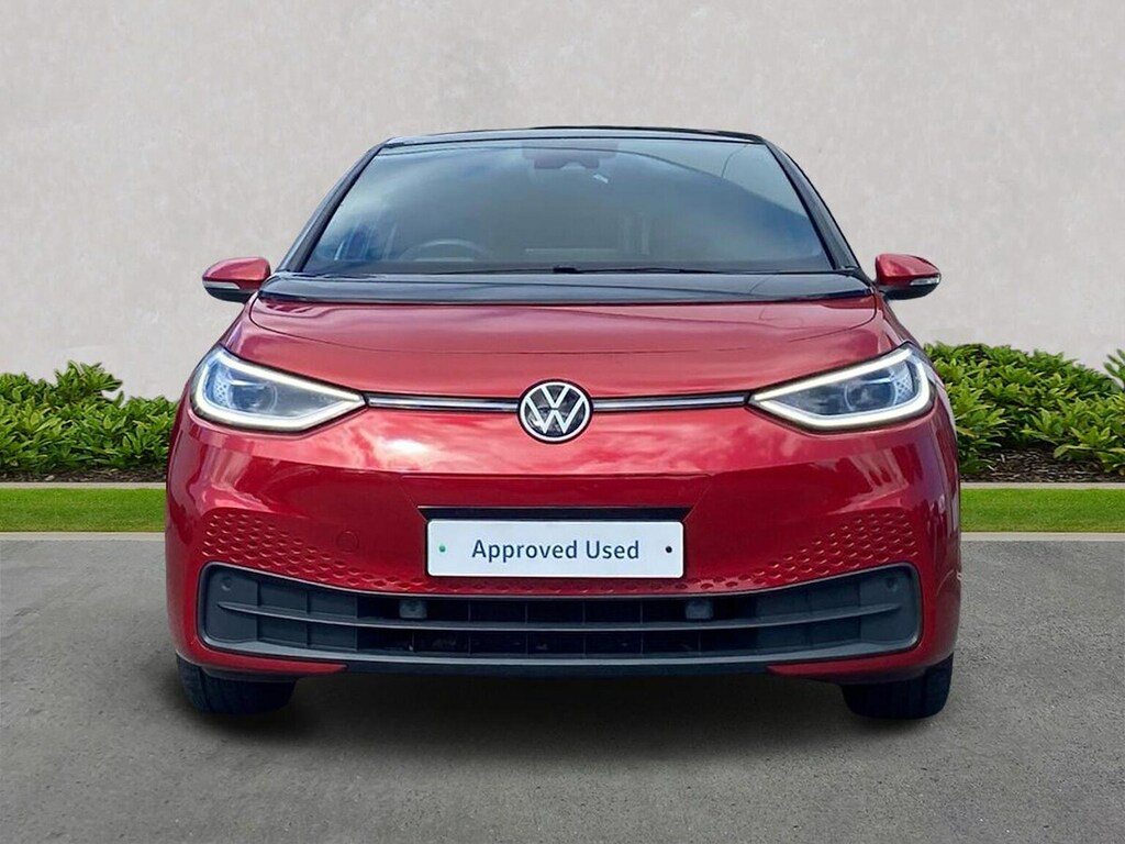 Volkswagen ID.3 Pro Performance 58Kwh Family Hatchback Electri Red #4