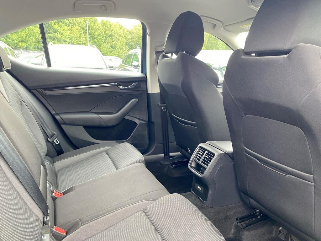Skoda Octavia Skoda Estate 1.0 Tsi E-tec Se Dsg Blue #32
