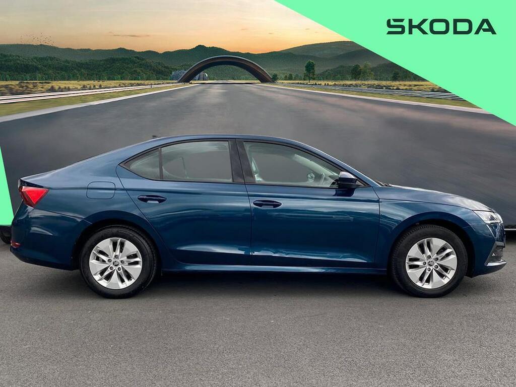 Skoda Octavia 1.0 Tsi E-tec Mhev Se Technology Hatchback Pet Blue #3